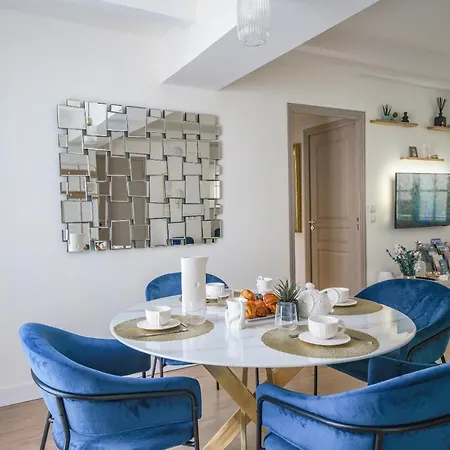 Le Saint-martin - Parking - Prestiplace Collection Tours